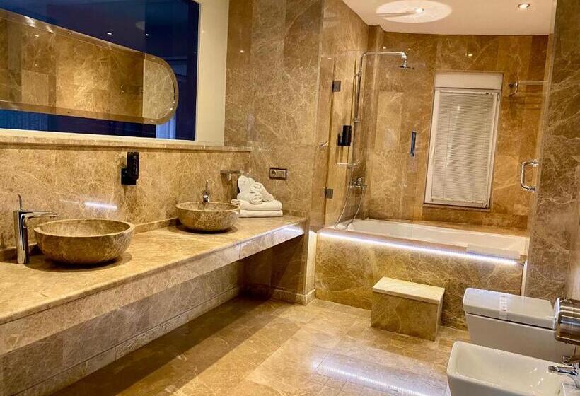 Suite Deluxe Llit King, Blackmoon Villa Edirne
