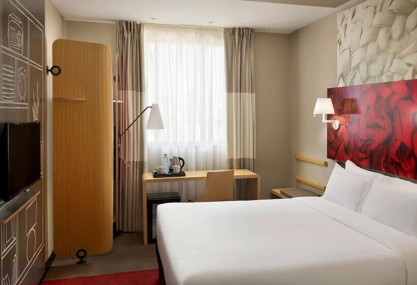 Номер Стандарт Двуспальная Кровать с Видом, Ibis Jeddah City Center