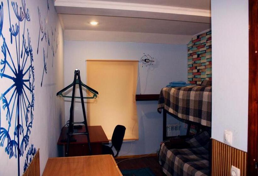 기본룸, Motel Pid Strihoyu