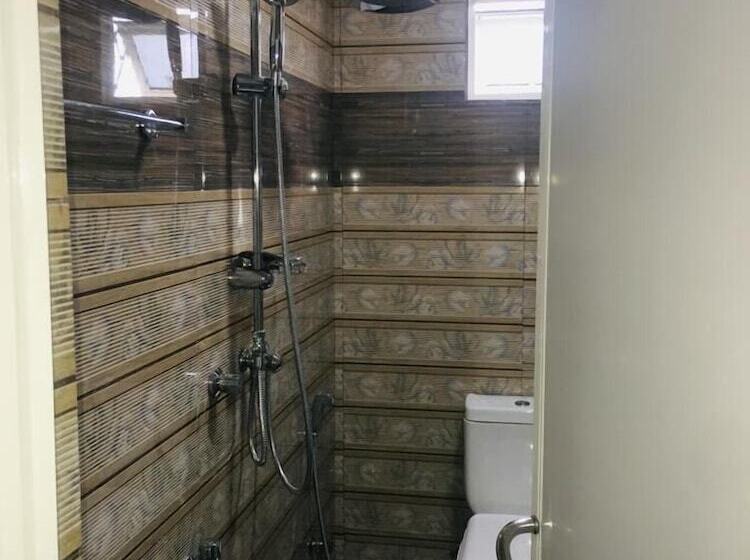 Семейный Номер, Grand Star Guest House