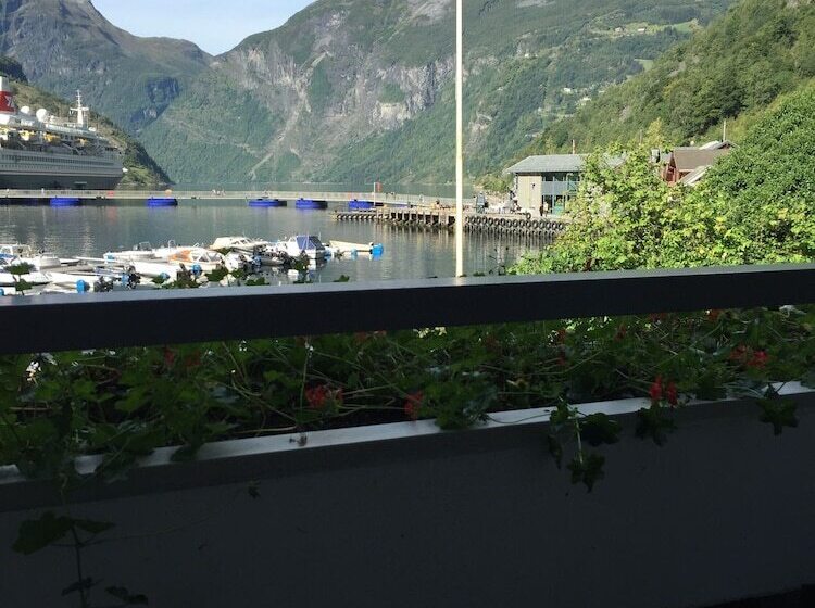 Habitació Estàndard amb Vistes, Havila Hotel Geiranger