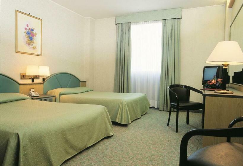 Семейный Номер Economy, Antony Hotel   Venice Airport