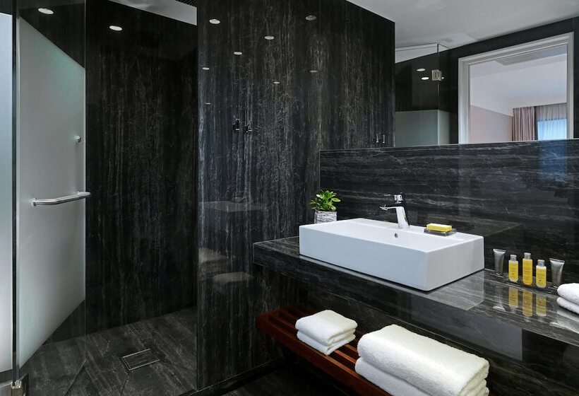 스위트, Athens Marriott