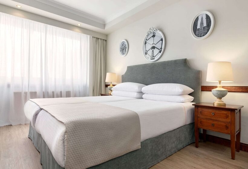 Номер Стандарт, Avenue Louise Brussels Trademark Collection By Wyndham