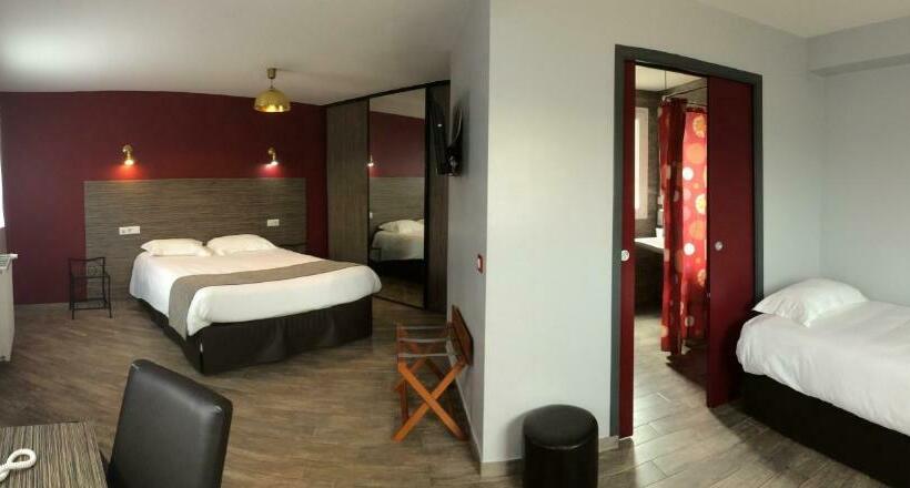 Номер Стандарт Трехместный, Hôtel Les 13 Assiettes