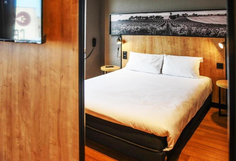 Номер Стандарт, Ibis Valladolid