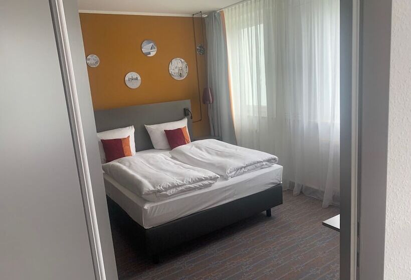 Семейный Номер, Vienna House Easy By Wyndham Amberg
