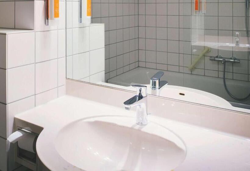 Номер Комфорт, Vienna House Easy By Wyndham Amberg