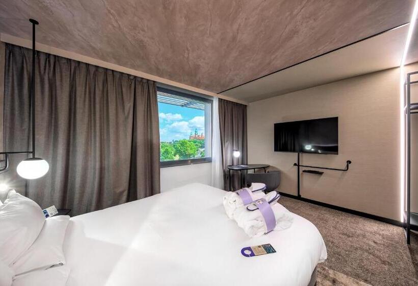Люкс, Novotel Krakow Centrum