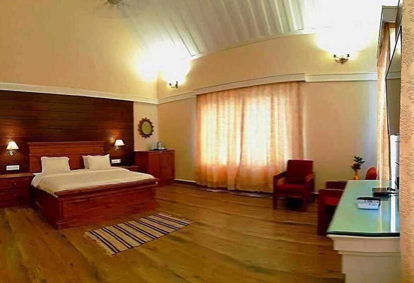 Люкс, Greendale Resort