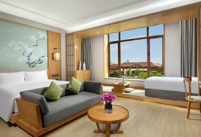 غرفة ديلوكس سرير كينج, Holiday Inn Dalian Hot Spring, An Ihg