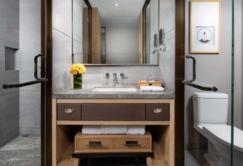 جناح, Holiday Inn Dalian Hot Spring, An Ihg