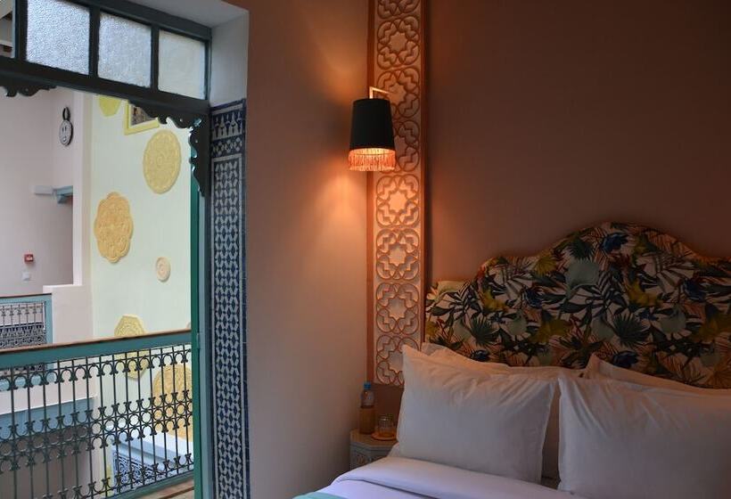 标准间, Riad Louane