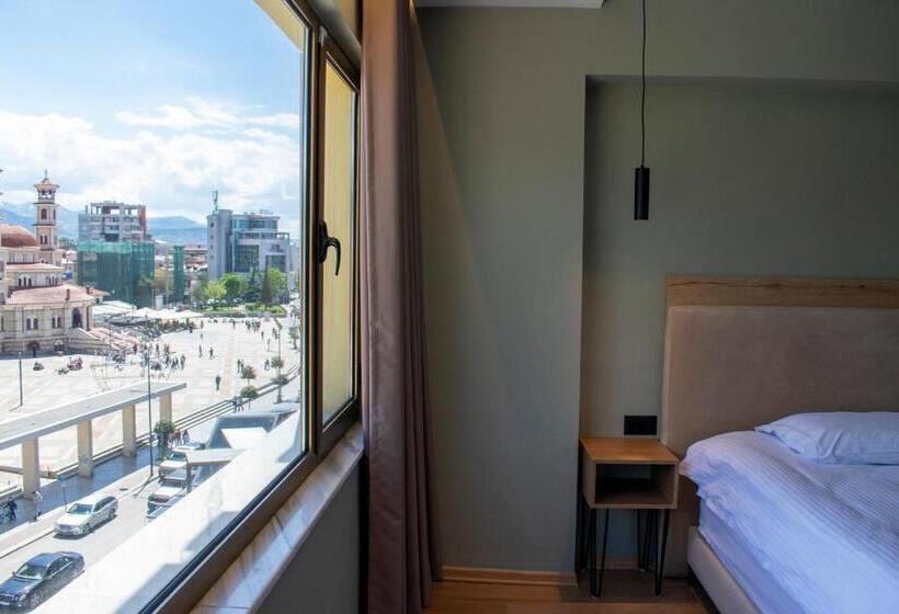 اتاق سوپریور با تخت بزرگ, Bocca Hotel Korce