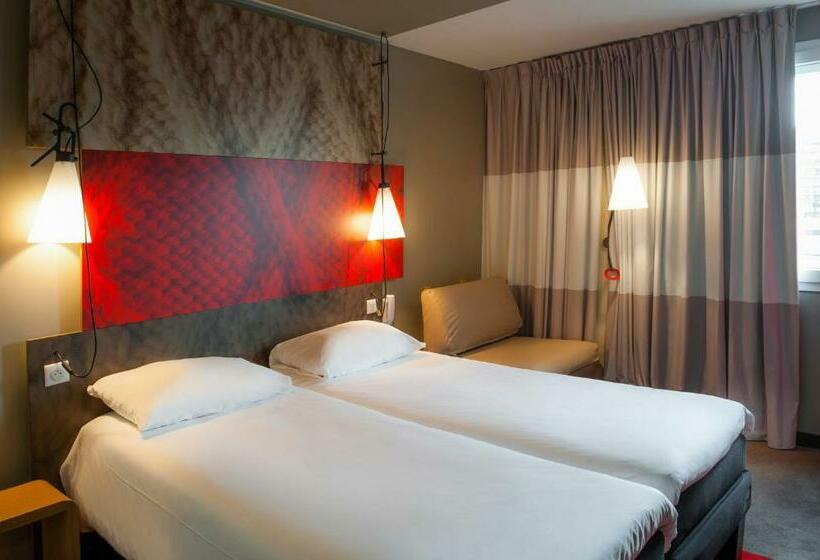 Номер Стандарт, Ibis Paris La Defense Courbevoie