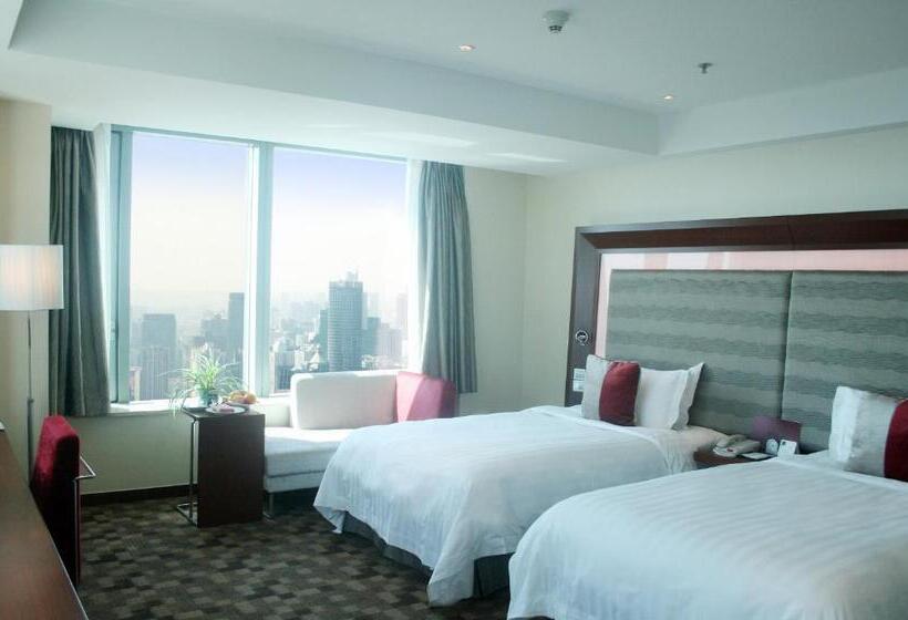 수피리어 룸, Novotel Atlantis Shanghai   Breakfast In The Clouds With River View In The Revolving Restaurant