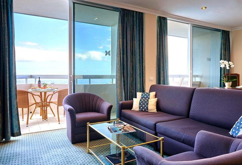 Люкс Мастер, Precise Resort Tenerife