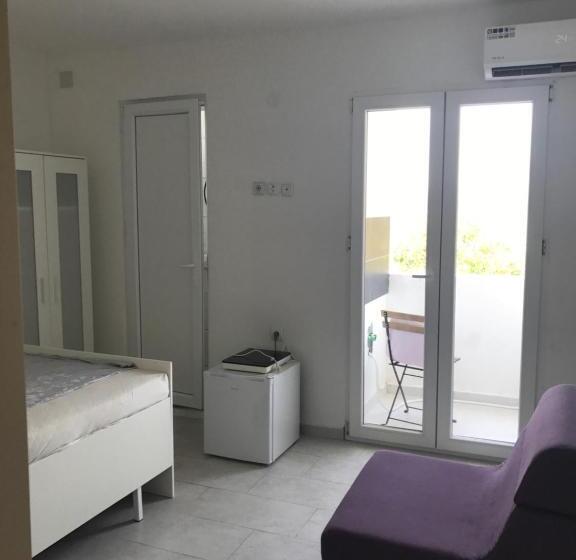 Standard Studio, In Villa Guesthouse
