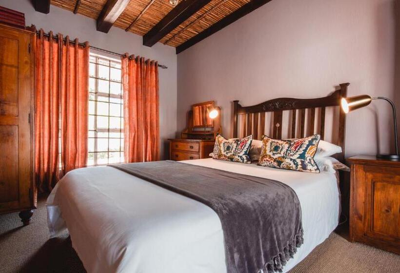 Семейный Номер, Cypress Cottage Guest House