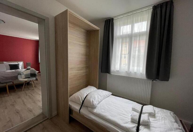 Апартаменты 1 Спальня, Pension Altstadt