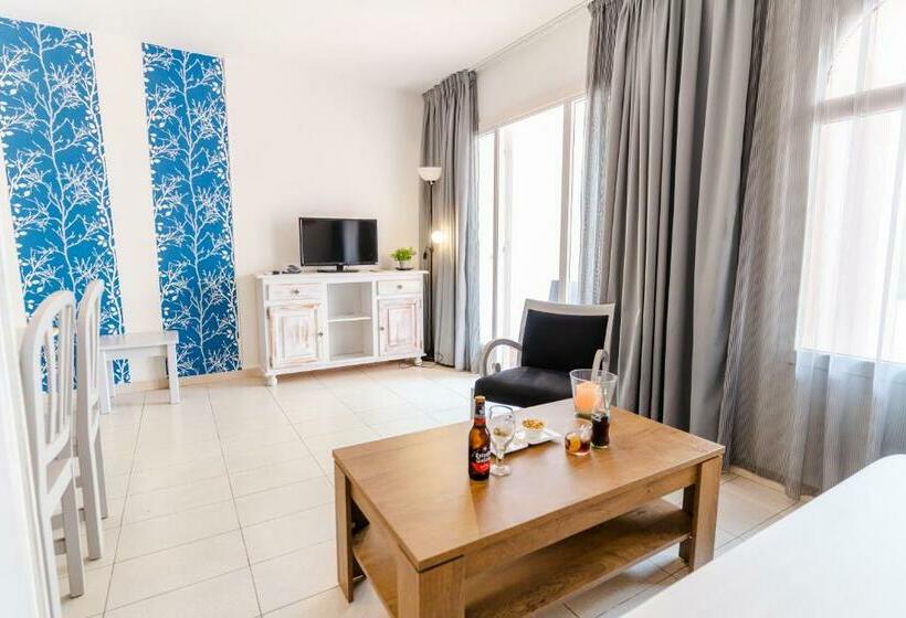 Апартаменты 1 Спальня, Apartamentos Royal Life
