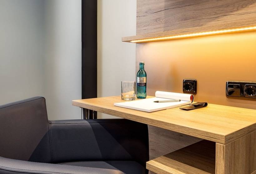 اتاق کلاس بیزنس, Comfort Hotel Frankfurt Central Station