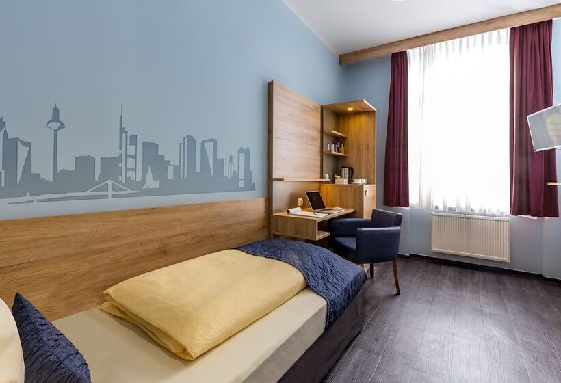 اتاق استاندارد یک نفره, Comfort Hotel Frankfurt Central Station