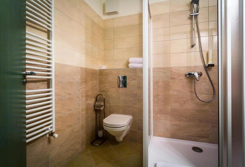 수피리어 룸, Corvin Hotel Budapest Corvin Wing