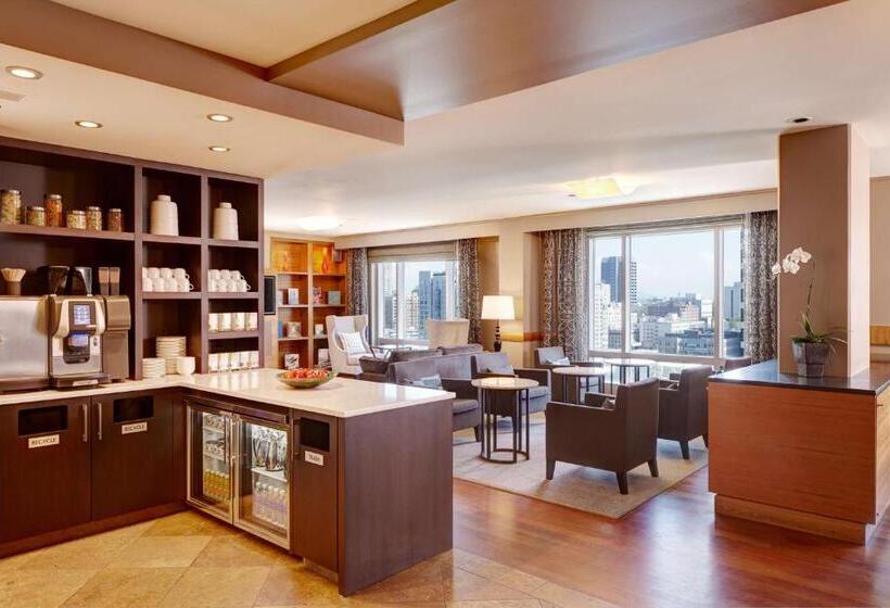 キングサイズベッドのクラブルーム, Grand Hyatt Seattle