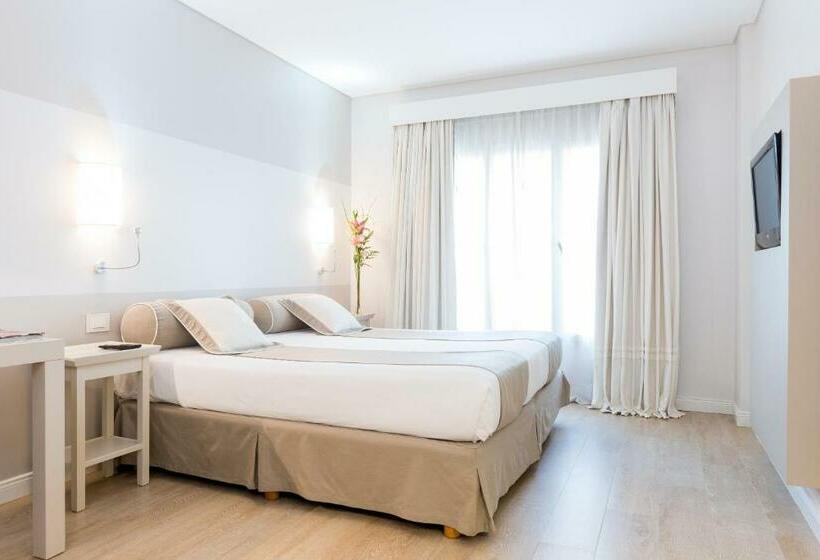 标准工作室, Loi Suites Recoleta