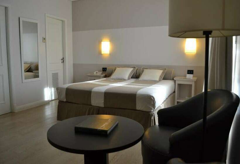 标准工作室, Loi Suites Recoleta