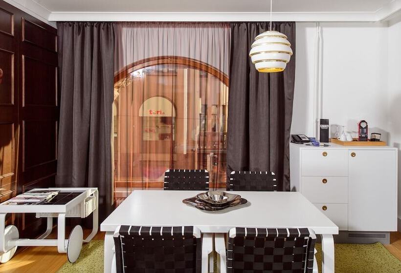 Президентский Люкс, Radisson Blu Plaza Hotel, Helsinki