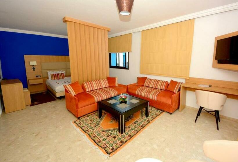Люкс, Oasis Hotel & Spa