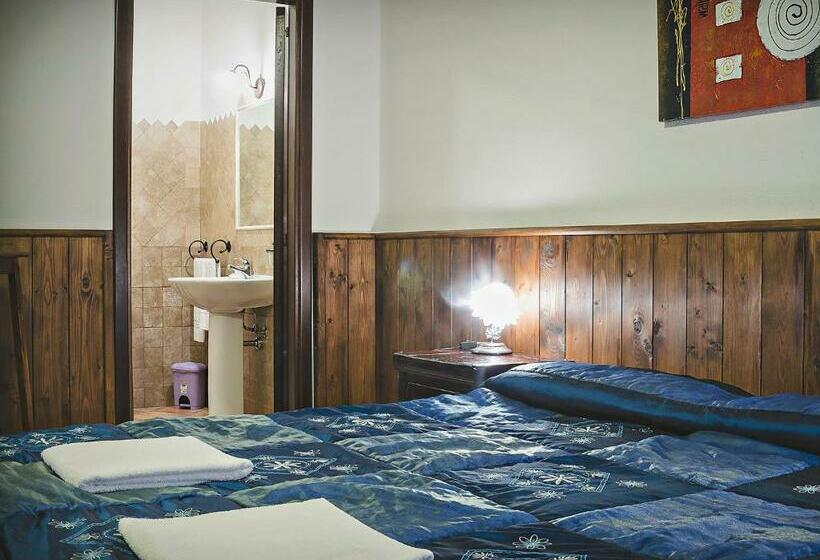 اتاق استاندارد چهار تخته, Bed And Breakfast Ichnos