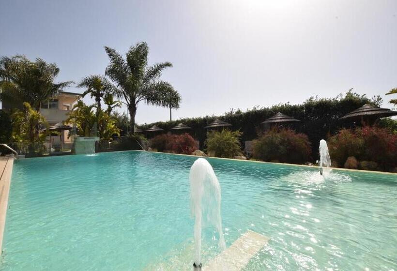 اتاق لوکس, Saija Resort