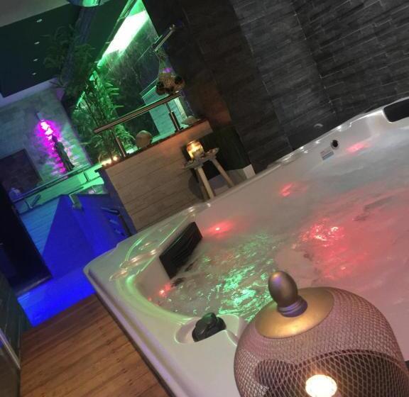 اتاق استاندارد, Saija Resort