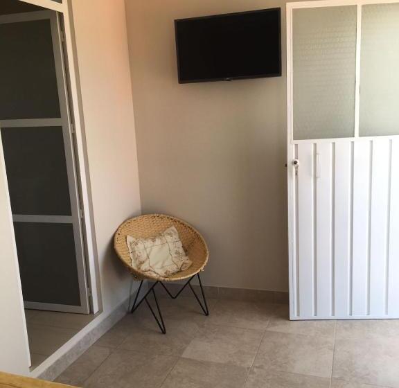 디럭스 룸, Tababela Airport B&b
