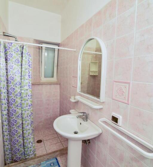 Номер Стандарт, Solemareponza Casa Maria