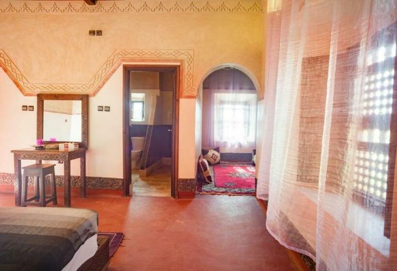 חדר משפחתי נוף לבריכה, Ecolodge L île De Ouarzazate