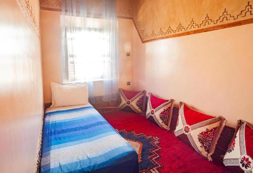 חדר משפחתי נוף לבריכה, Ecolodge L île De Ouarzazate