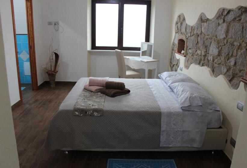 Номер Стандарт Вид на Горы, B&b Il Portico Orgosolo