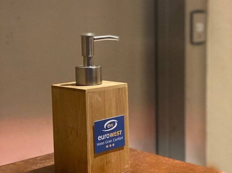اتاق استاندارد سه نفره, Eurowest