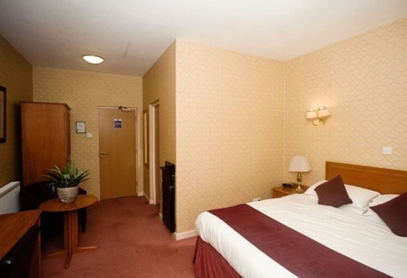 Quarto standard, Howfield Manor