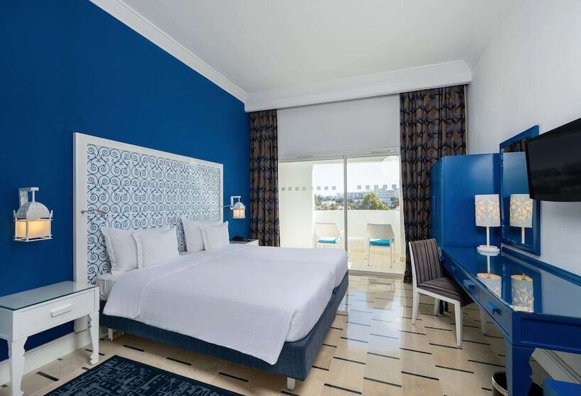 Номер Premium с Балконом, Radisson Blu Resort & Thalasso, Hammamet