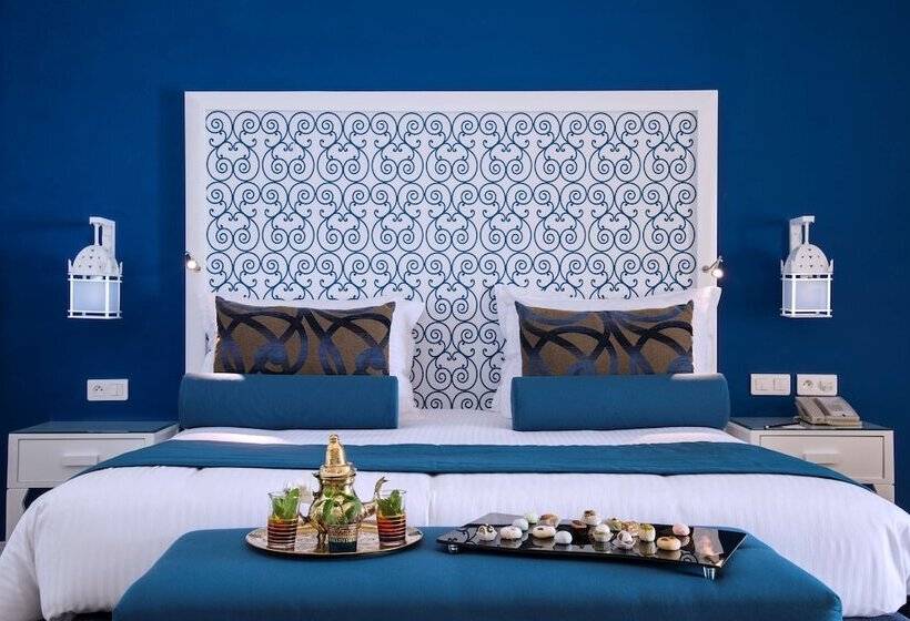 Номер Premium с Балконом, Radisson Blu Resort & Thalasso, Hammamet