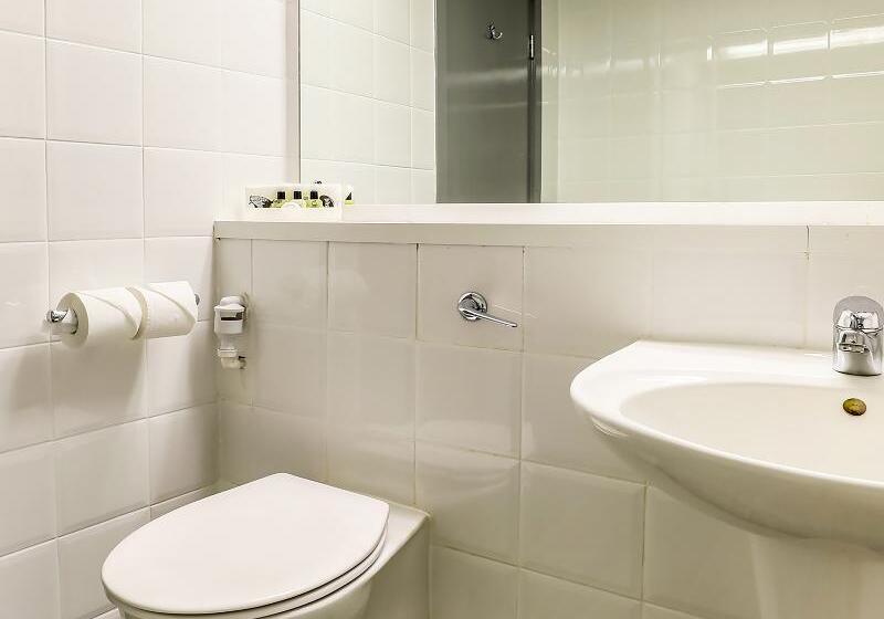 Номер Стандарт, Sheffield Metropolitan