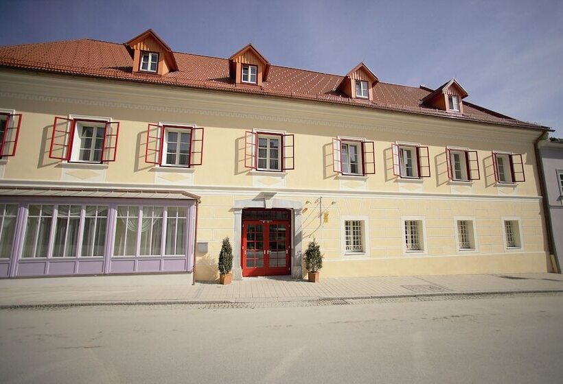 Четырехместный Номер Стандарт, Jufa Hotel Oberwölz