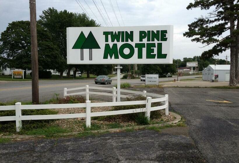 Номер Стандарт, Twin Pine Motel