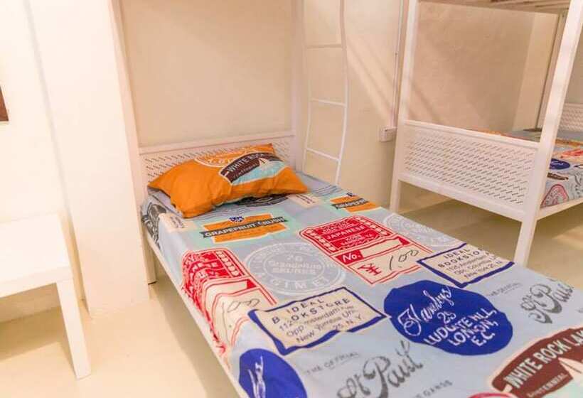 Кровать в Общей Комнате, Vloft Backpackers Hostel