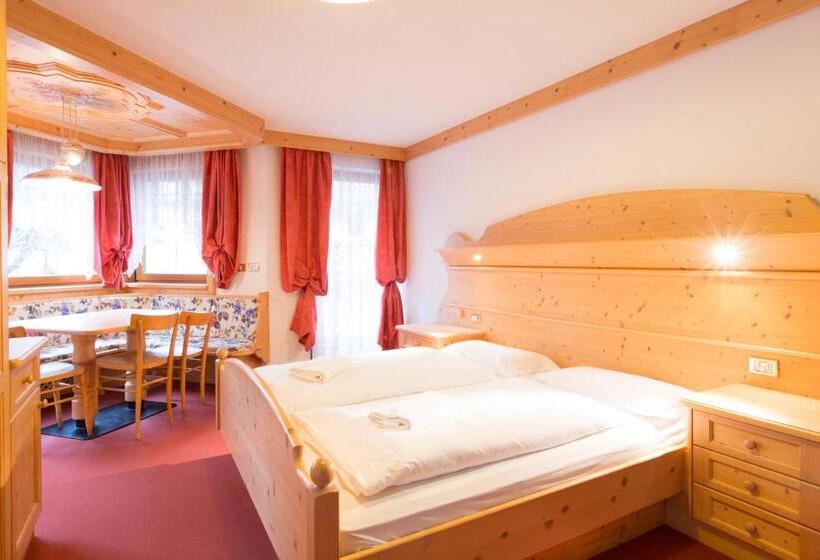 Четырехместный Номер Superior, Chalet Hotel Diamant